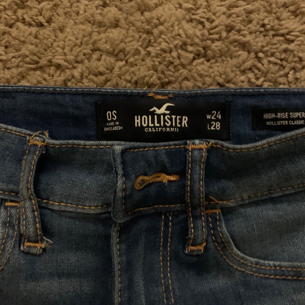 high rise hollister skinny jeans